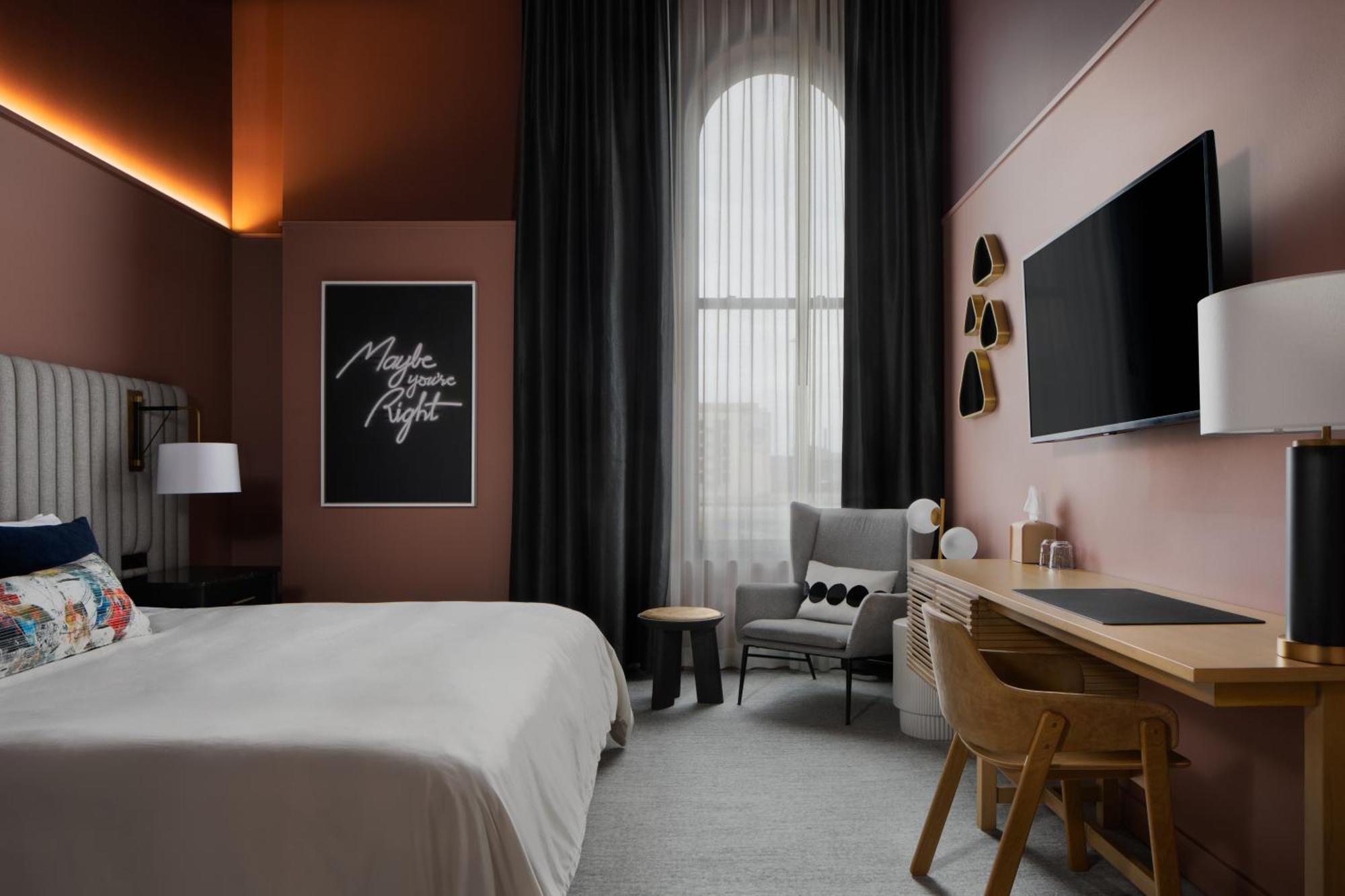 Kinn Guesthouse Downtown Милуоки Екстериор снимка