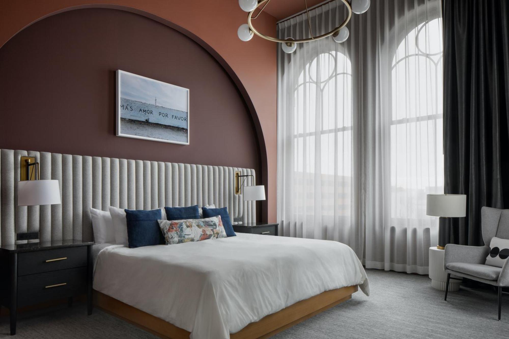 Kinn Guesthouse Downtown Милуоки Екстериор снимка